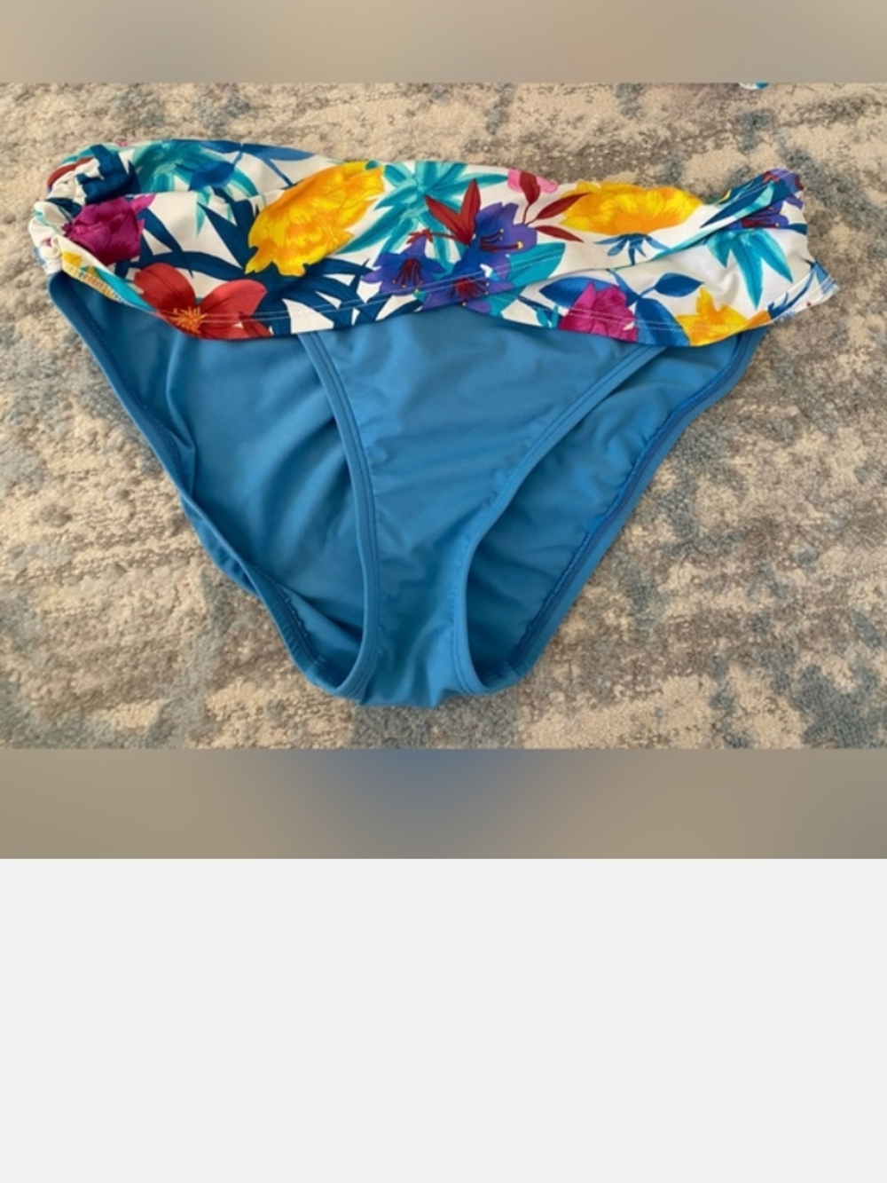Floral Off-Shoulder Bikini Set in Blue and Multi - Picture 3 of 13